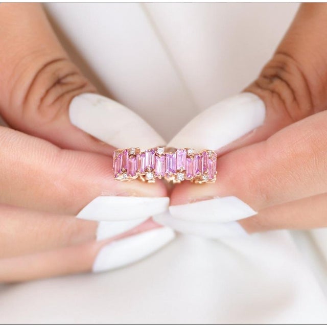 Natural pink sapphire diamond ring in 18k gold For Sale - Image 12 of 18