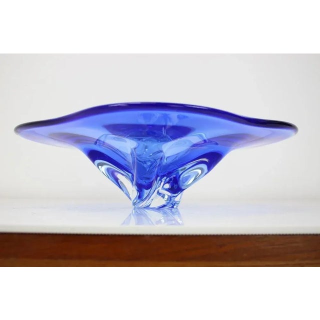 Czech Art Glass Bowl by Josef Hospodka for Chribska Glassworks, 1960s For Sale - Image 3 of 8