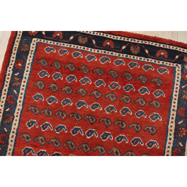 Mahal Runner 3’9” X 10′ Red Wool Vintage Tribal Hand-Knotted Oriental Rug For Sale In Philadelphia - Image 6 of 13