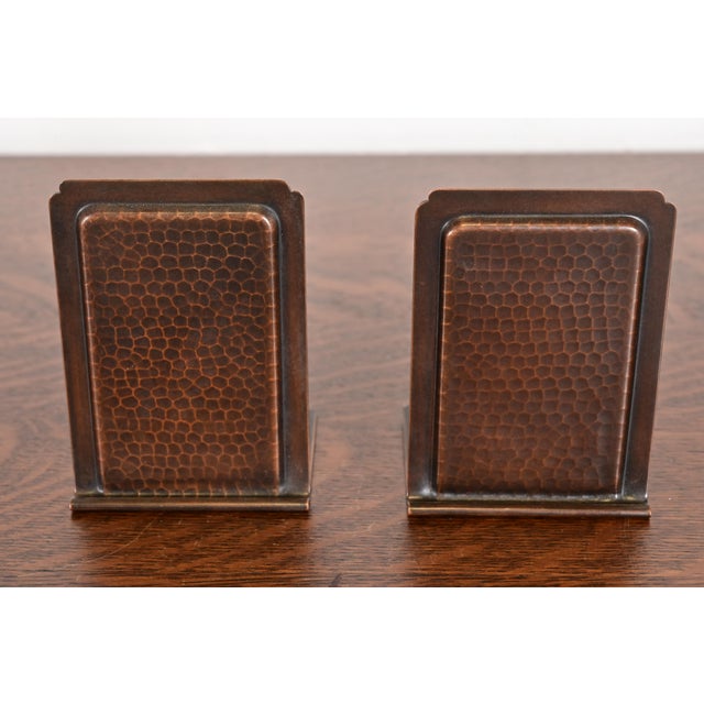 Art Deco Roycroft Arts & Crafts Hammered Copper Bookends, Circa 1920s For Sale - Image 3 of 13