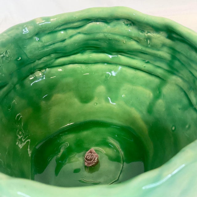 1960s Mid-Century Americana Folk Art Hand Formed Ceramic Planter. For Sale - Image 11 of 12