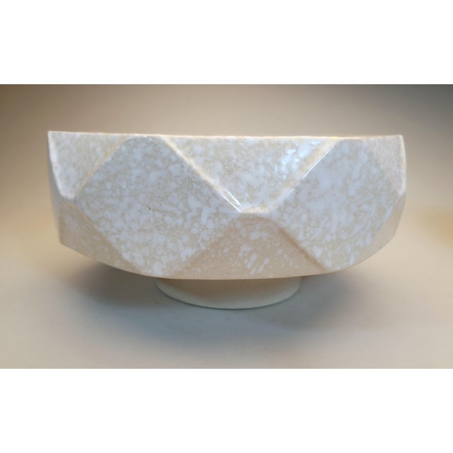 Toyo Mid Century Ikebana Footed Vase For Sale - Image 4 of 11