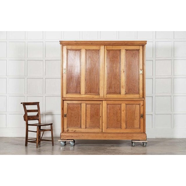 Large 19th Century English Pine Housekeepers Cabinet, 1890 For Sale - Image 4 of 18