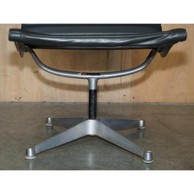 Black Vintage Hillie Stamped Black Leather Swivel Lounge Chairs from Herman Miller, Set of 2 For Sale - Image 8 of 18
