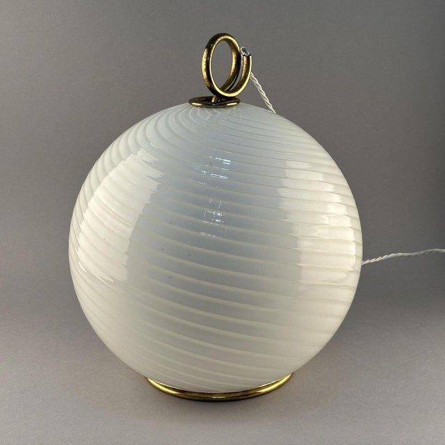 Metal White Filigrana Glass Table Lamp from Venini, Italy, 1960s For Sale - Image 7 of 9