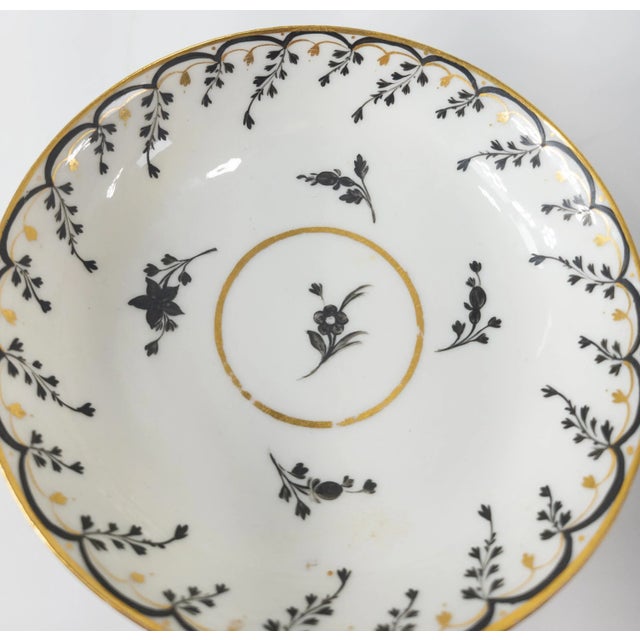 18th Century 18th Century English Porcelain Teacup and Saucer Attributed to Derby- 2 Pieces For Sale - Image 5 of 13