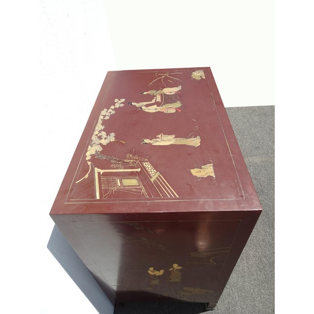 Chinoiserie Vintage Chinese Asian Burgundy Lacquer Floral Chinoiserie Cabinet ~ Side Table For Sale - Image 3 of 17