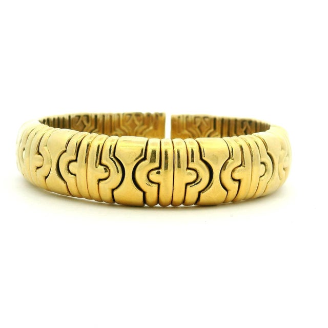 A beautifully sculpted Italian 18K gold bracelet from the late 1970s, inspired by the celebrated Tobogas designs that...