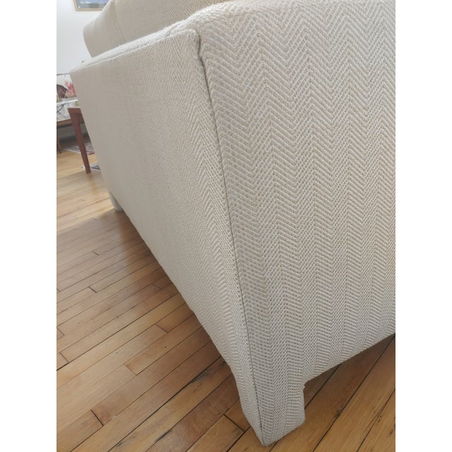 1970s Vintage Herringbone Upholstery Parsons Style Loveseat Sofa For Sale - Image 5 of 9