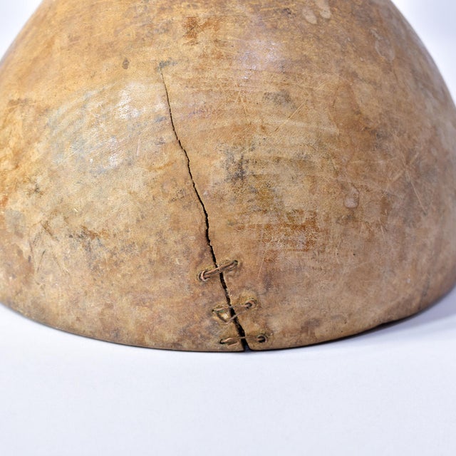 Beige Mid-Century Turkana African Wood Bowl For Sale - Image 8 of 12