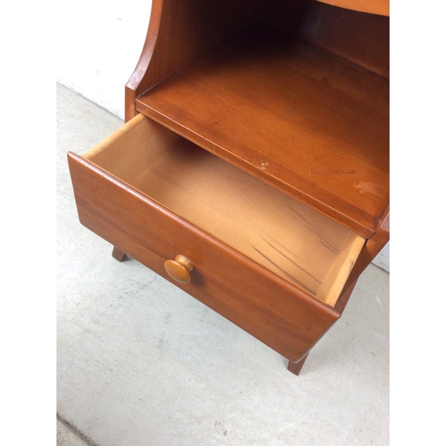 Wood Mid Century Colonial Revival Solid Maple Nightstand With Drawer and Tall Tapered Legs For Sale - Image 7 of 15