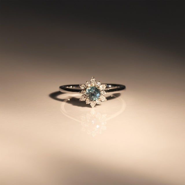 2020s Alexandrite Ring With Earth-Mined Diamond Accents: Solid 14k Gold, Size 6.75 For Sale - Image 5 of 10