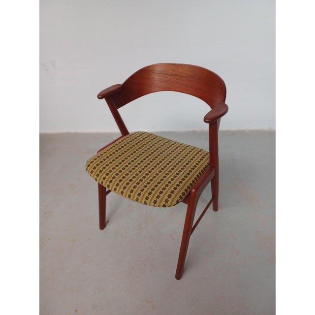 Teak Dining Chairs with Handmade Cross Stitch Embroidered Upholstery, 1960s, Set of 6 For Sale - Image 3 of 11