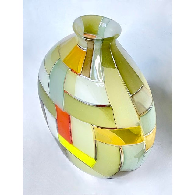 Mid-Century Modern Signed Vintage Robin Mix Patchwork Glass Vase For Sale - Image 3 of 10