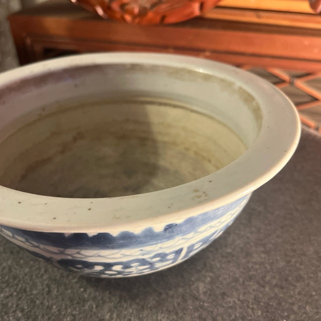 Late 19th Century Antique Late 19th Century Chinese Blue & White Porcelain Censer Bowl For Sale - Image 5 of 6