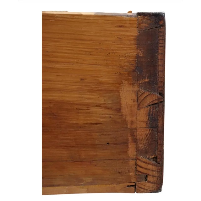 Early 19th Century Italian Neoclassical Banded Three-Drawer Commode - 19th C For Sale - Image 5 of 7