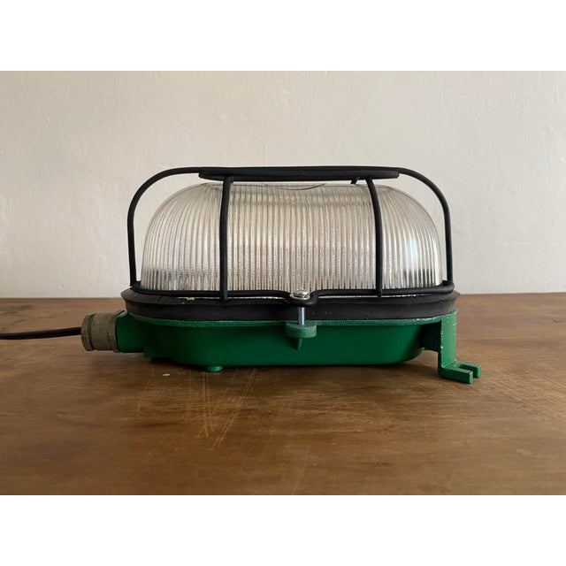 Vintage Industrial KPA 262 Bulkhead Wall Light, 1970s For Sale - Image 4 of 13