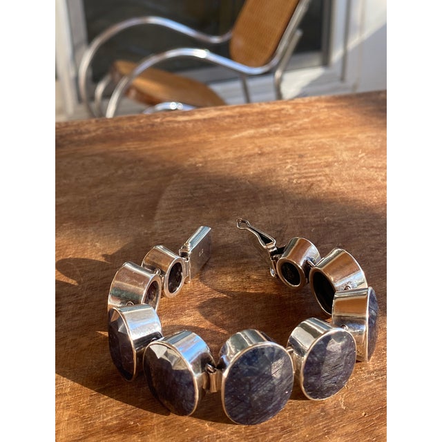 Art Deco Monumental Faceted Raw Sapphire + Sterling Silver Link Bracelet For Sale - Image 3 of 10