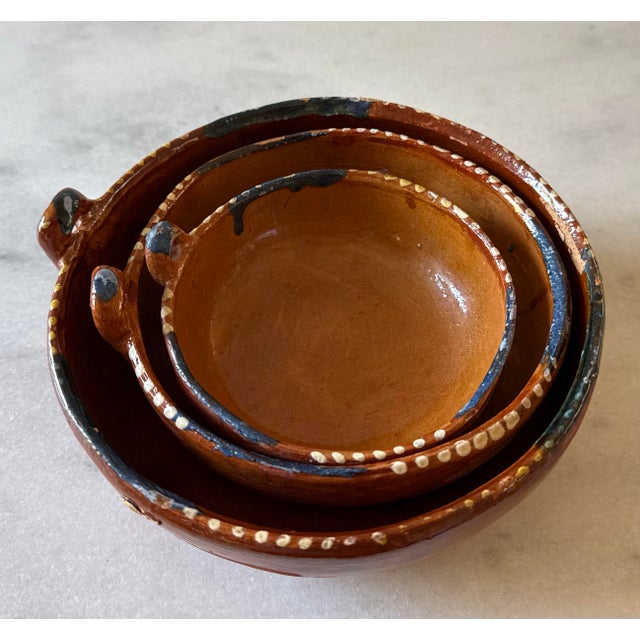 Mexican Set of 3 Vintage Mexican Terra Cotta Nesting Bowls For Sale - Image 3 of 10