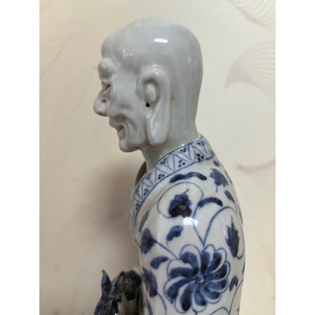 Early 20th Century Chinese Vintage Ceramic Buddhist Sculpture,Hand Carved Blue and White Porcelain the Eighteen Arhats Statue For Sale - Image 5 of 10
