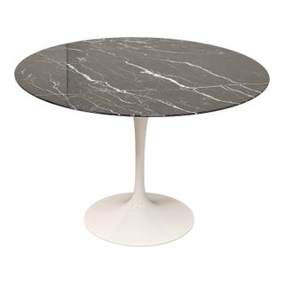Eero Saarinen for Knoll Saarinen Round Dining Table, Vintage For Sale