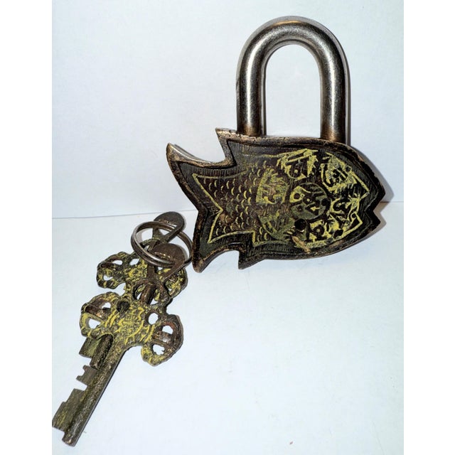 Mid 20th Century Vintage Bronze Tibetan Buddhist Fish Lock & Key For Sale - Image 5 of 5