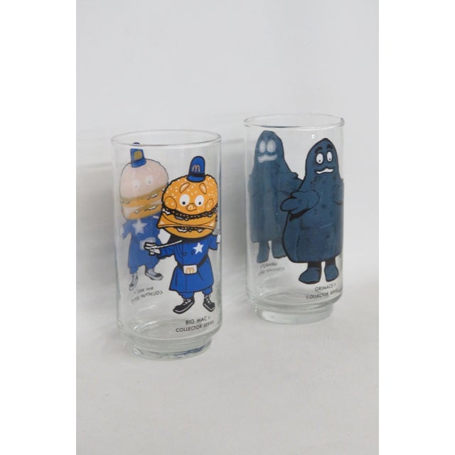 1970s 1977 McDonalds Collector Series 2pc Drinking Glasses Big Mac and Grimace 4843b For Sale - Image 5 of 12