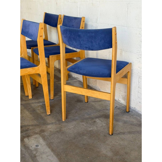 Mid 20th Century Set of 5 Danish Modern Dining Chairs in the Style of Erik Buch For Sale - Image 4 of 11