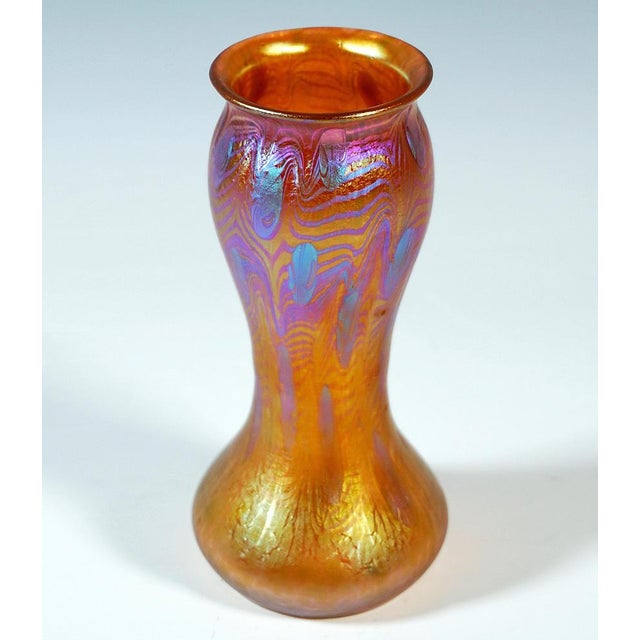 Art Nouveau Metallic Red Phenomen Genre 3/430 Vase from Loetz, Austria-Hungary, 1904 For Sale - Image 4 of 9