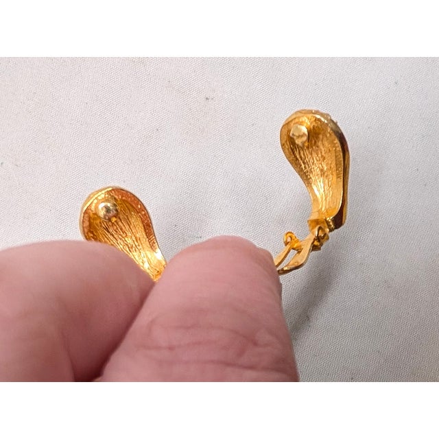 Metal Vintage 1960s Signed Hattie Carnegie Cabochon Faux-Garnet Clip Earrings-2 Pieces For Sale - Image 7 of 8