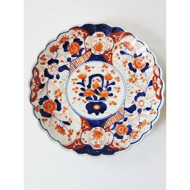 Japanese Antique 19th Japanese Meiji Period Scalloped Plates-a Pair For Sale - Image 3 of 11