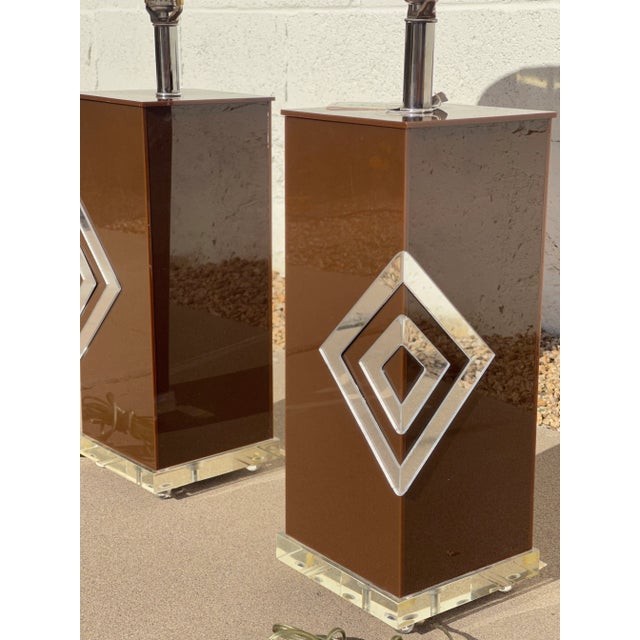 Contemporary 1970s Clover Lamp Co Table Lamps Pair & Shades For Sale - Image 3 of 10