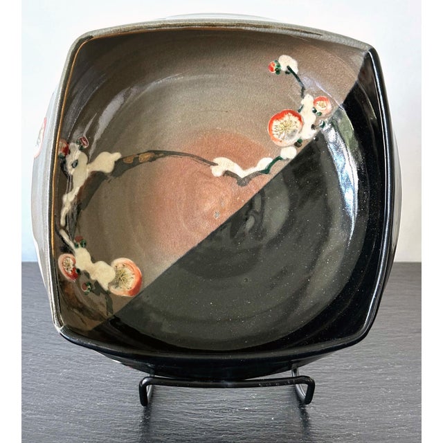 Rare Published Japanese Ceramic Bowl Makuzu Kozan with Original Inscribed Box - 2 Pieces For Sale - Image 4 of 12