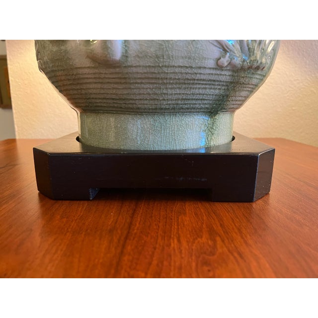 Black Large Vintage Mid-Century Modern Chinoiserie Chinese Bamboo Ceramic Table Lamp With Shade Black Sea Foam Green For Sale - Image 8 of 13