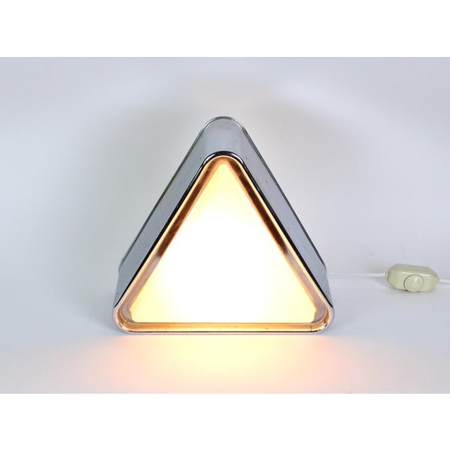 Mid-Century Modern Vintage Mid-Century Modern Triangular Chrome and Glass Table Lamp For Sale - Image 3 of 11