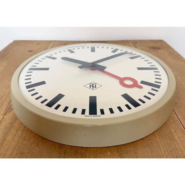 Grey Industrial Wall Clock from TN, 1960s For Sale - Image 15 of 18
