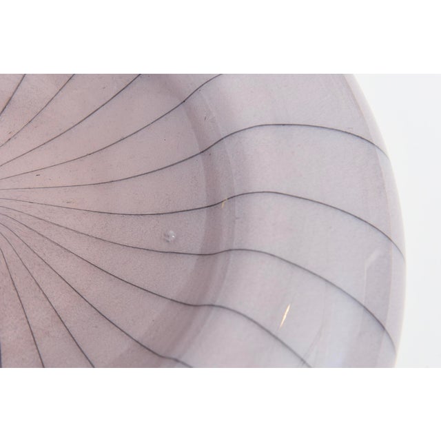 Vintage Murano Venini Striped Glass Bowl in Lavender and Black, 1960's For Sale In Miami - Image 6 of 8