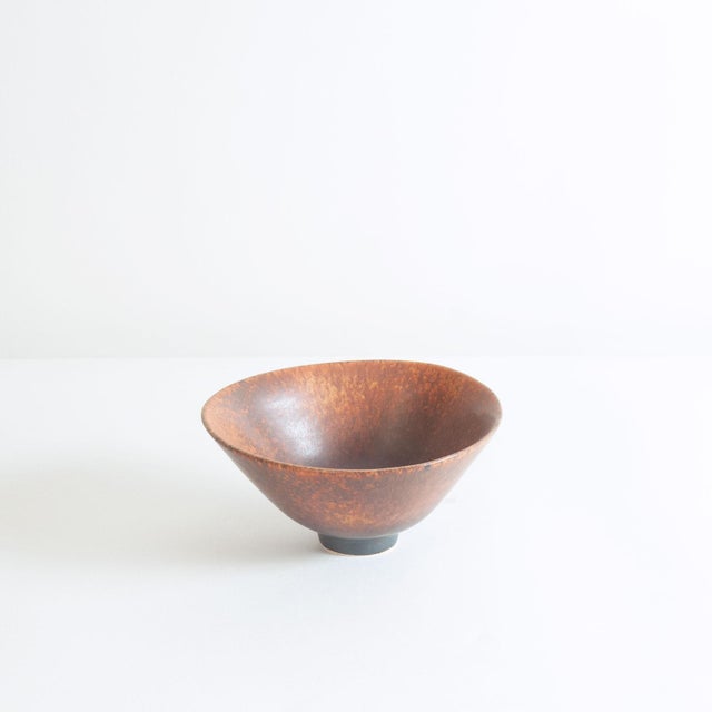 SHX Bowl by Carl-Harry Stålhane for Rörstrand, 1950s, in Flawless conditions. Designed 1950 to 1959 This piece has an...