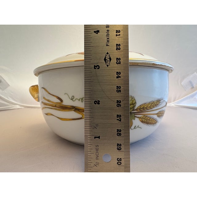 1970s Royal Worcester "Evesham Gold" Serving Dish (Shape 23/ Size 6) For Sale - Image 9 of 11