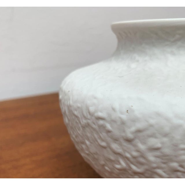 Mid-Century German Ceramic Vase from Porzellanfabrik Metzler & Ortloff, 1960s For Sale - Image 12 of 17