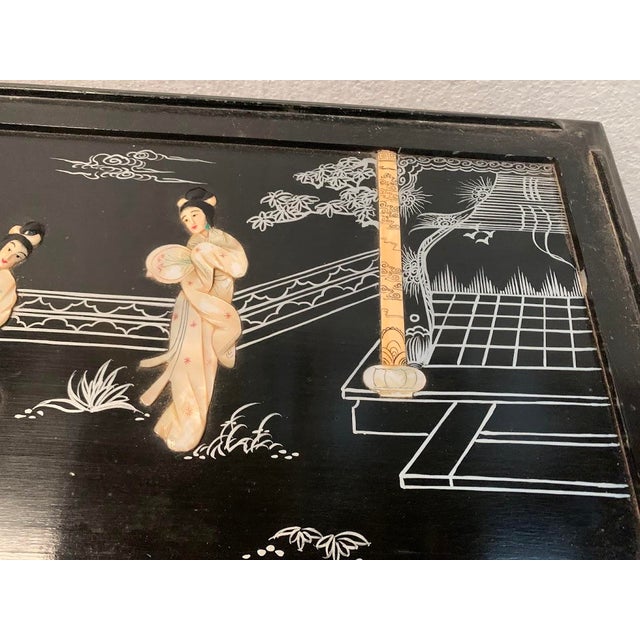 Antique Black Wooden Coffee Table with Chinoiserie Decoration, 1900s For Sale - Image 6 of 9