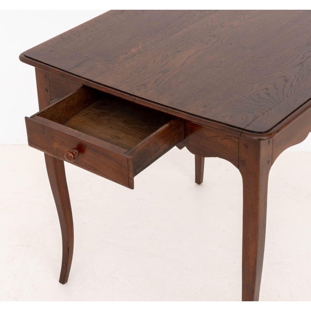 French Provincial Style Oak Lamp Table For Sale In New York - Image 6 of 10