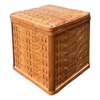 Vintage Shanghai Weave Lidded Box For Sale