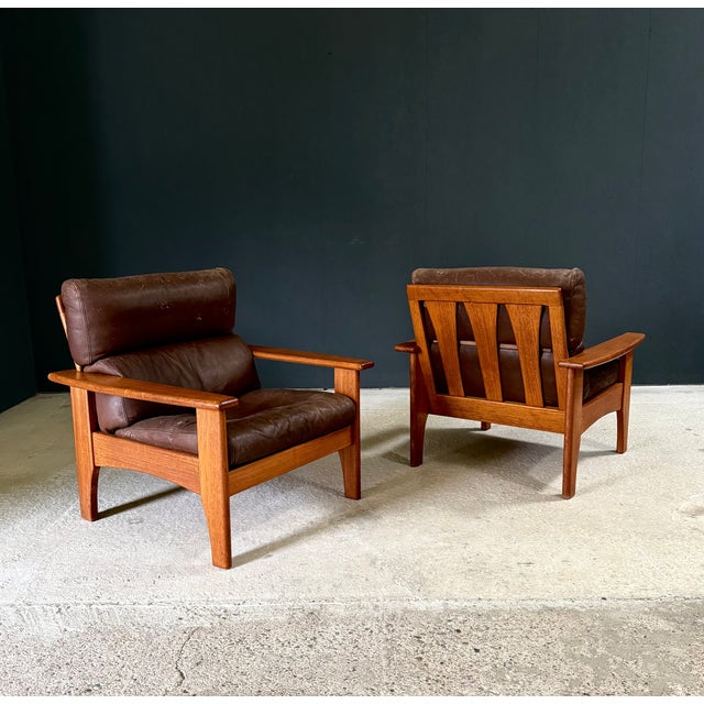 Wood Mid-Century Modern Lounge Chairs in Leather and Teak, 1960s, Set of 2 For Sale - Image 7 of 18
