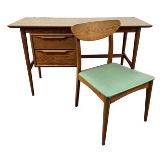 1960s Heywood Wakefield Laminate Top Student Desk W/ Chair For Sale