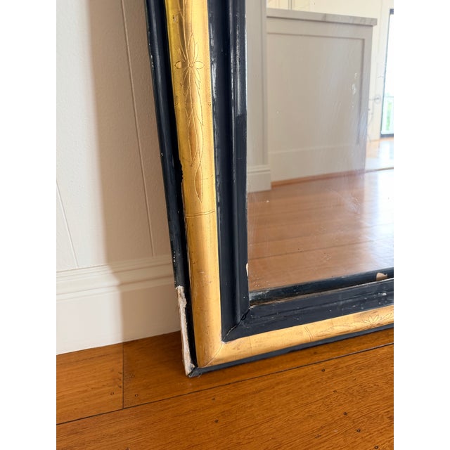 French Early 19th Century Louis Philippe Ebonized and Gold Gilt French Mirror For Sale - Image 3 of 9