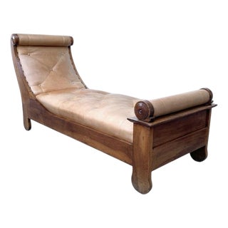 1900s Empire Style Walnut and Leather Fainting Couch Daybed Chaise For Sale