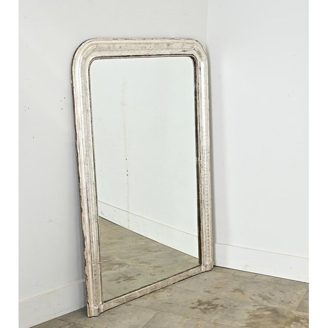 French French 19th Century Louis Philippe Silver Gilt Mantel Mirror For Sale - Image 3 of 13