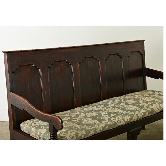 English English 18th Century Carved Oak Hall Bench For Sale - Image 3 of 12