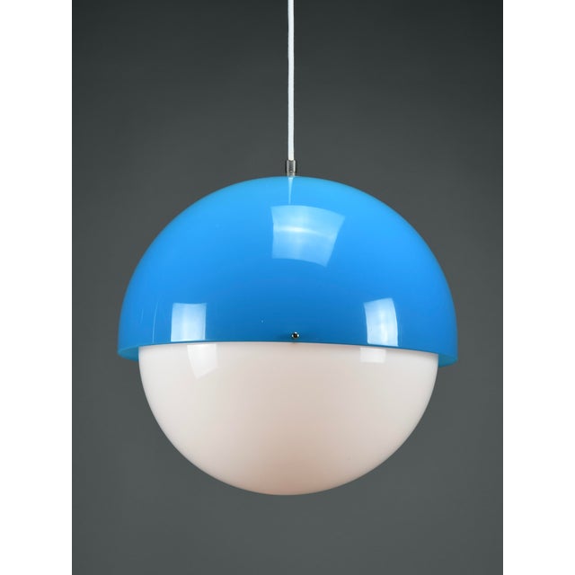 Model 4021 Blue Methacrylate Pendant Lamp by Luigi Bandini Buti for Kartell, Italy, 1960s For Sale - Image 16 of 18